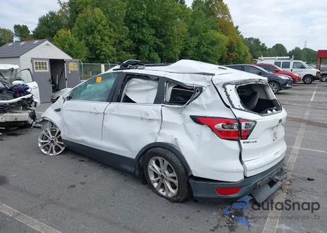 2017 Ford Escape Se z USA, uszkodzony, nr VIN 1FMCU0G99HUB67494